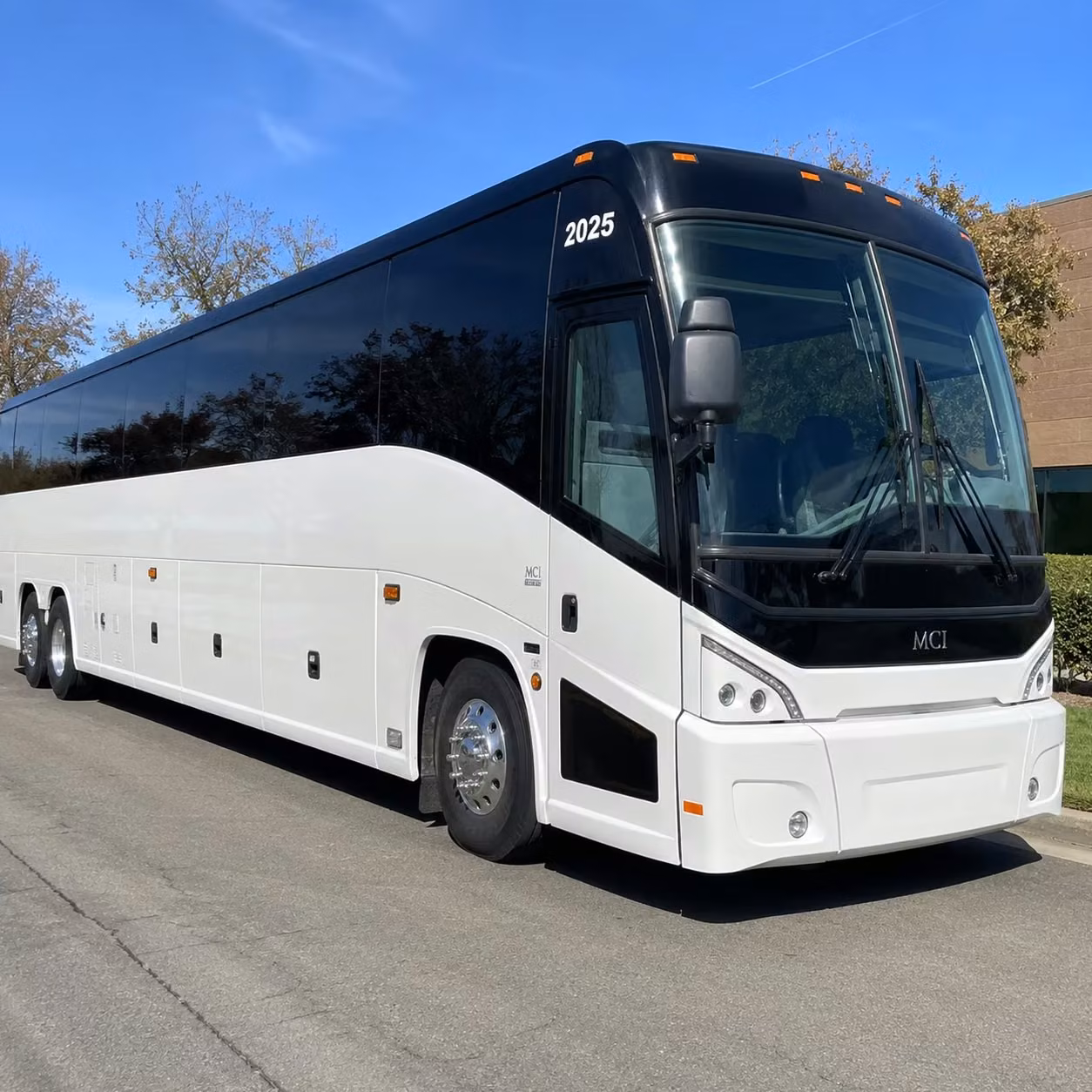 charter bus rentals for norfolk tides and alternate baseball games near portsmouth