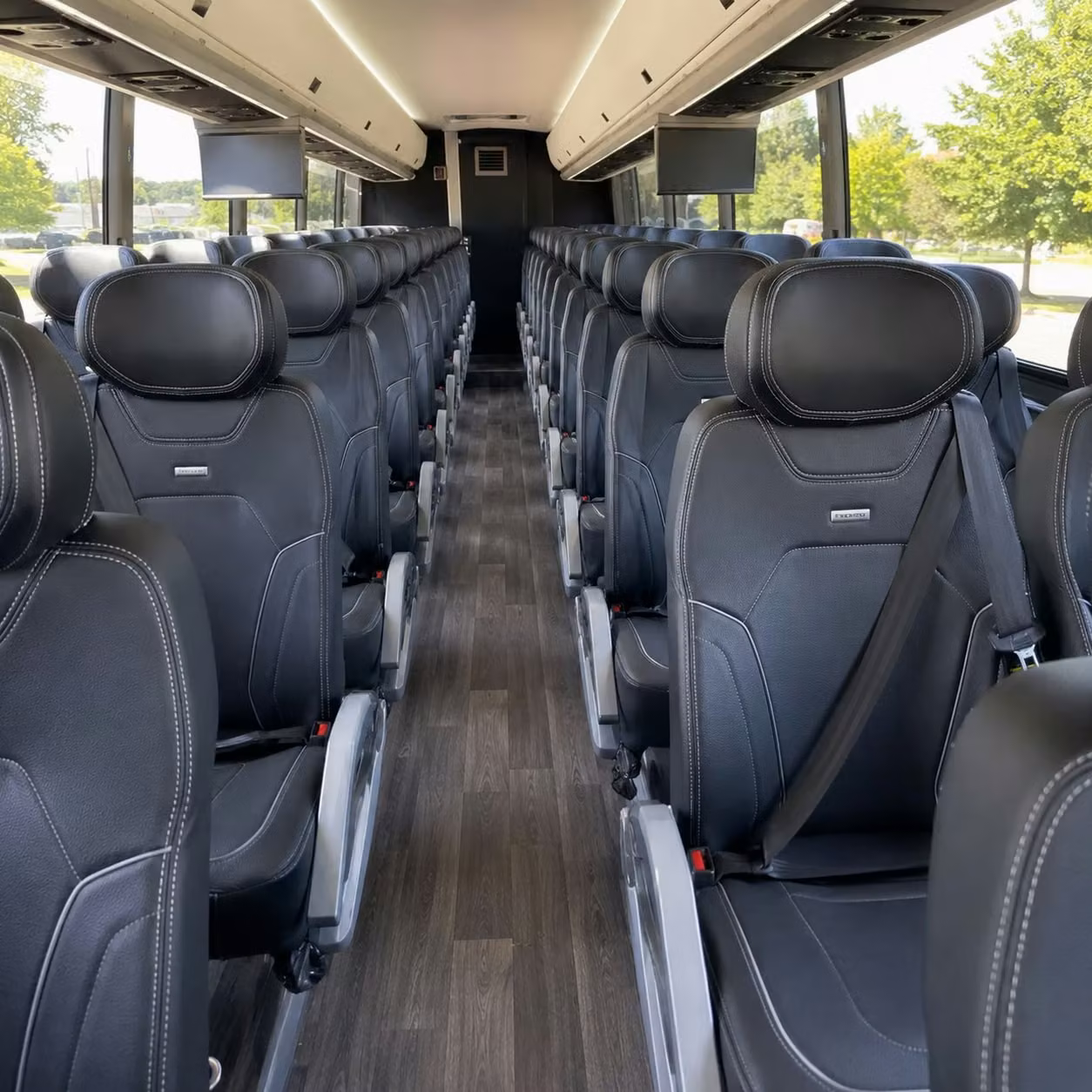 private charter buses for portsmouth school athletics and academic events